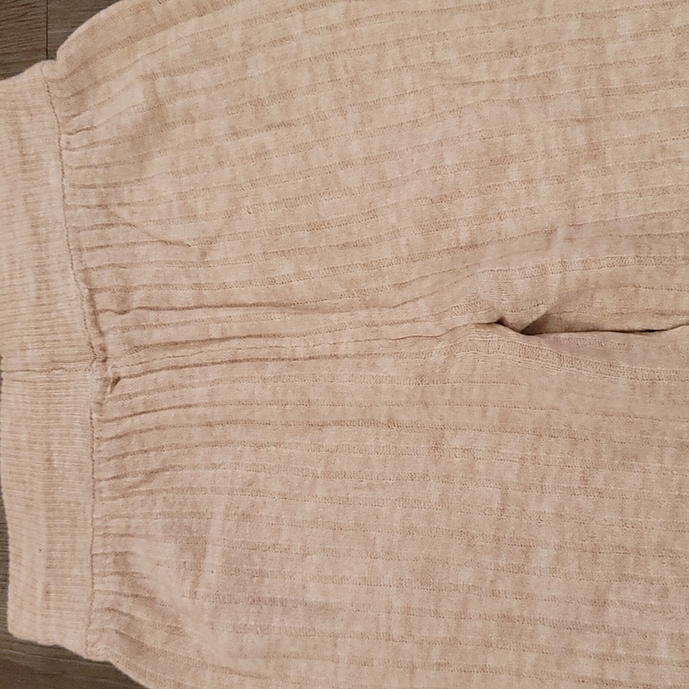 Free People Women's Soft and Cozy Around the Clock Jogger in Oatmeal. - Picture 8 of 9